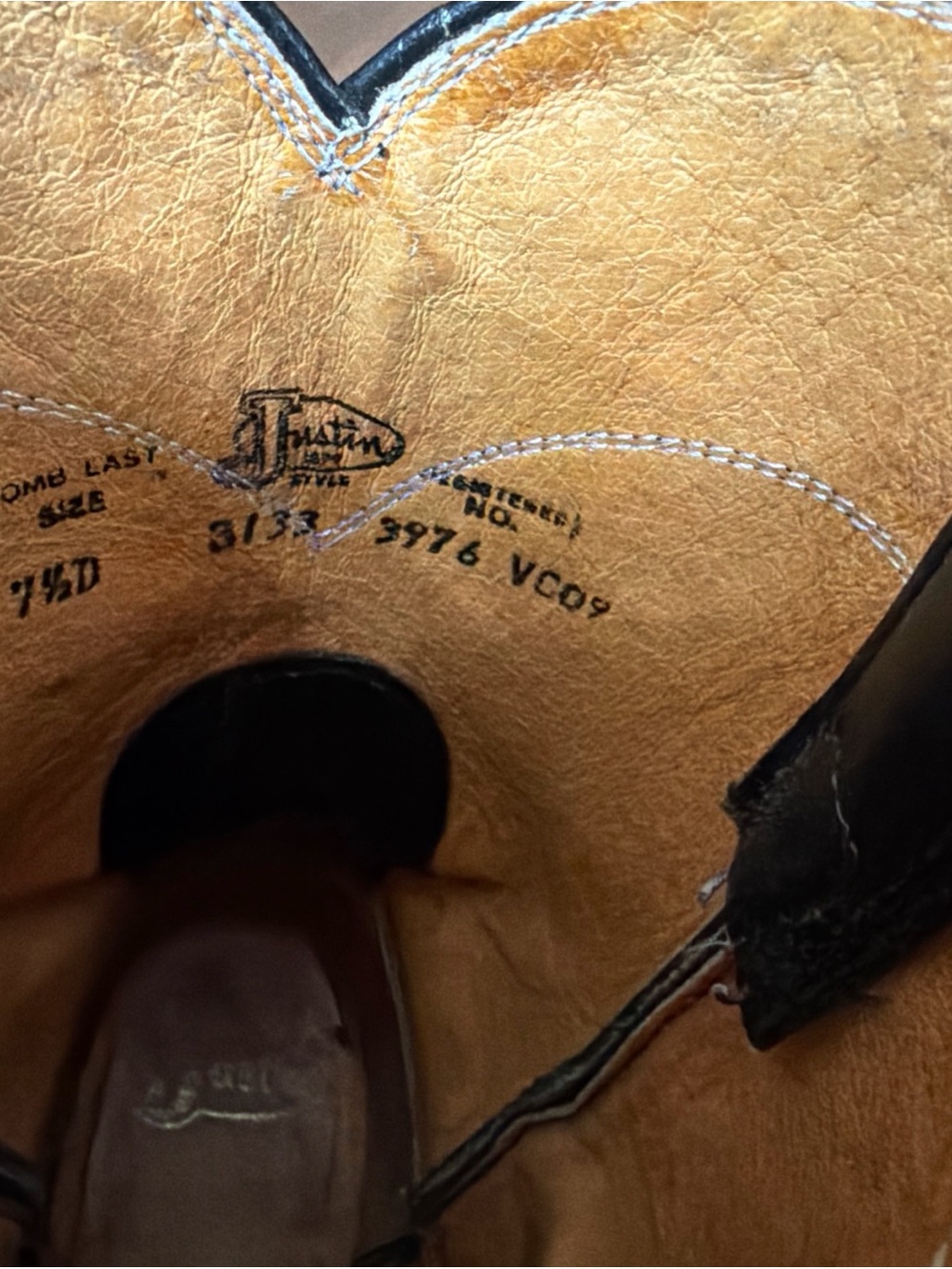Justin Boots Black Leather Western Cowboy Boots - Picture 7 of 9